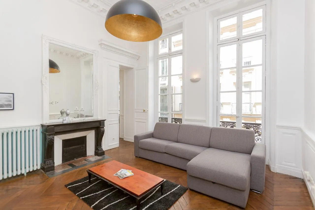 Habitat Parisien - 2br-1ba - Opera Palais Royal Apartment Paris